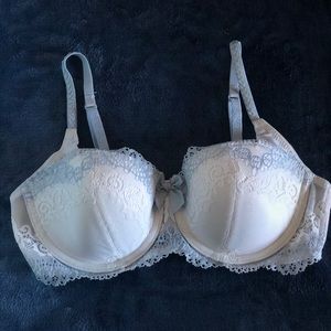 Size 34B, white & baby blue lace bra